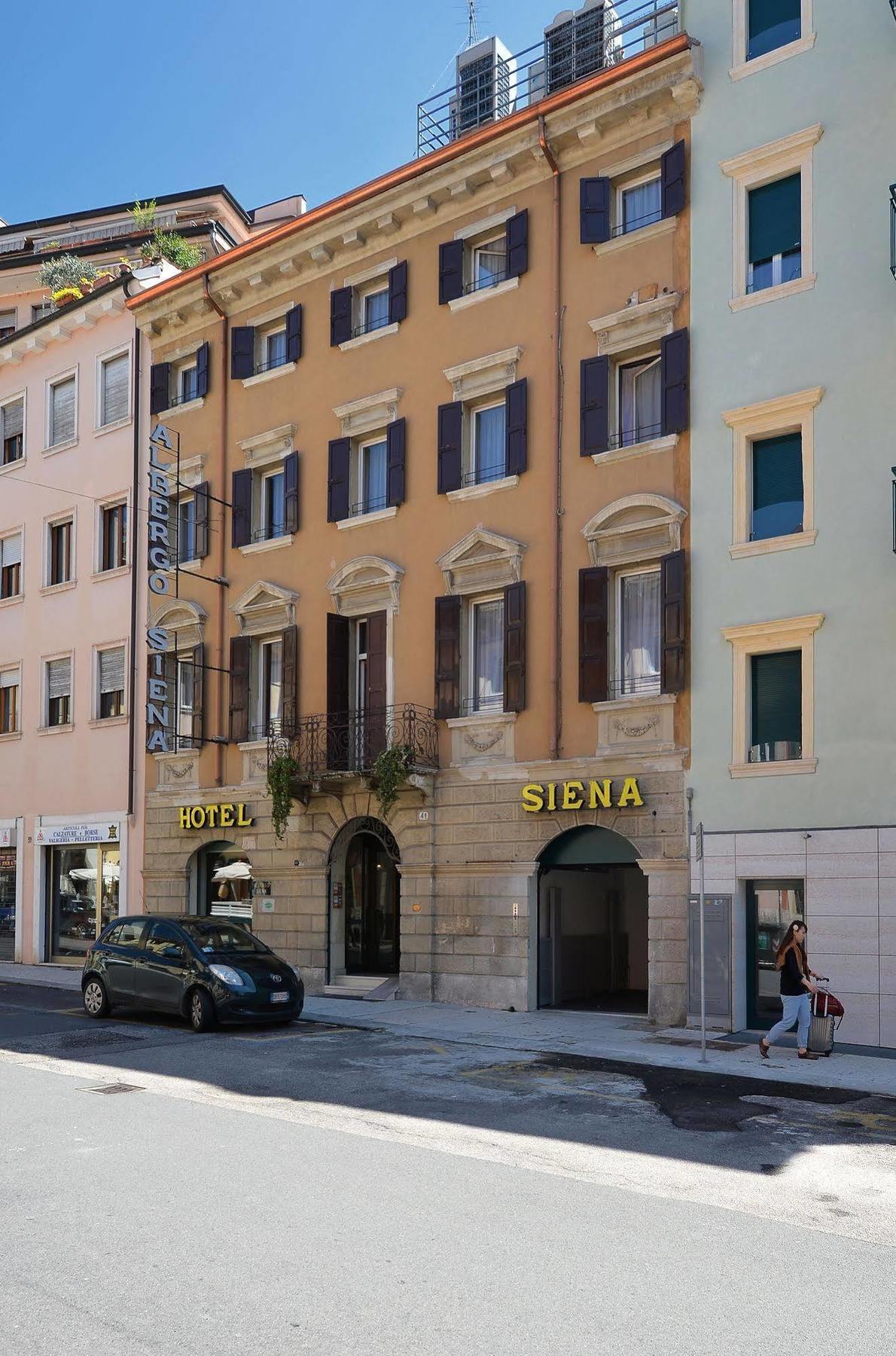 Hotel Siena Verona Bagian luar foto